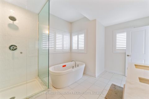 Photo 21 at 10 Liam Foudy Court, Bendale, Toronto