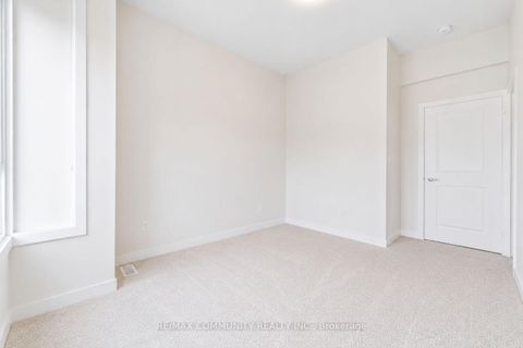 Photo 27 at 10 Liam Foudy Court, Bendale, Toronto