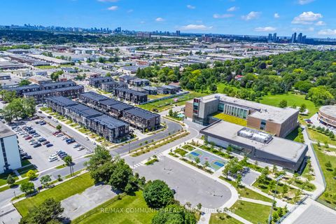 Photo 44 at 10 Liam Foudy Court, Bendale, Toronto