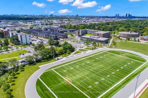 Photo 45 at 10 Liam Foudy Court, Bendale, Toronto