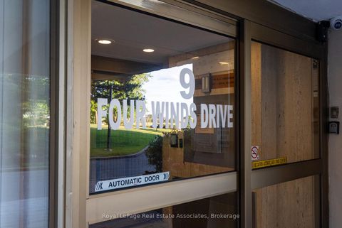 Photo 1 at 813 - 9 Four Winds Drive, York University Heights, Toronto