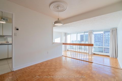 Photo 8 at 813 - 9 Four Winds Drive, York University Heights, Toronto