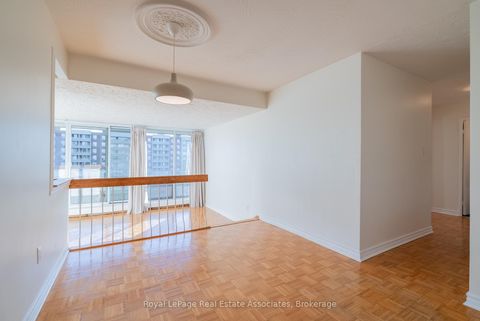 Photo 9 at 813 - 9 Four Winds Drive, York University Heights, Toronto