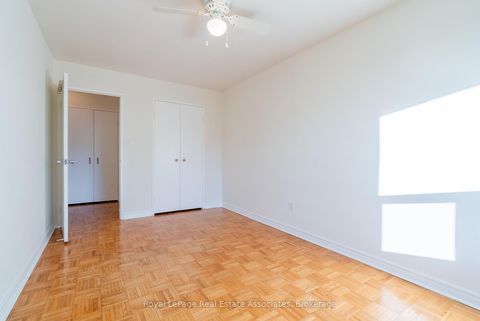 Photo 21 at 813 - 9 Four Winds Drive, York University Heights, Toronto