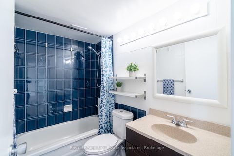 Photo 24 at 813 - 9 Four Winds Drive, York University Heights, Toronto