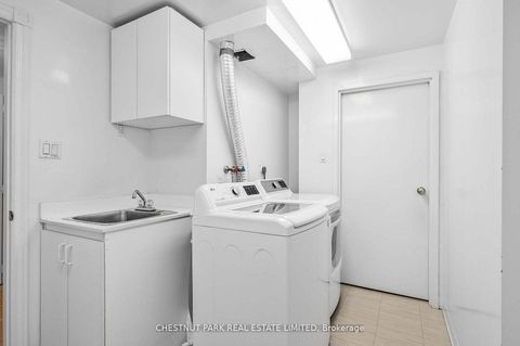 Photo 23 at PHG - 40 Rosehill Avenue, Moore Park, Toronto