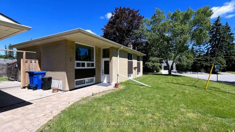 Photo 1 at 5 Johnson Road, Aurora Highlands, Aurora