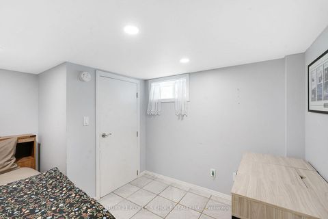 Photo 15 at 150 Spears Street, Smythe, Toronto