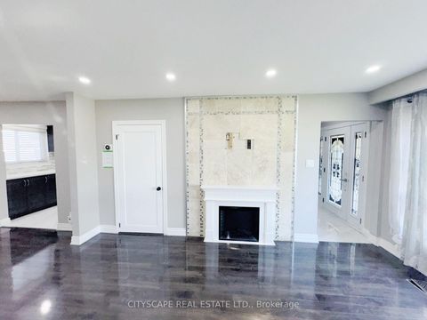Photo 9 at 345 Silverstone Drive, Clairville, Toronto