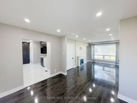 Photo 10 at 345 Silverstone Drive, Clairville, Toronto