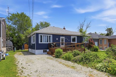 Photo 0 at 833 Elmwood Road, Historic Lakeshore Communities, Georgina