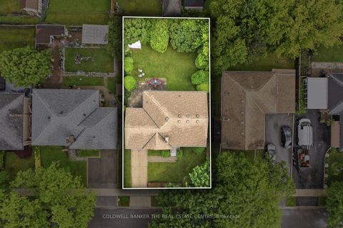 Photo 4 at 40 Benway Drive, Kipling, Toronto
