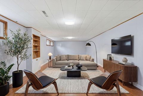 Photo 20 at 40 Benway Drive, Kipling, Toronto