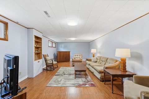 Photo 25 at 40 Benway Drive, Kipling, Toronto