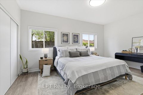Photo 14 at 71 Laprade Square, Bowmanville, Clarington