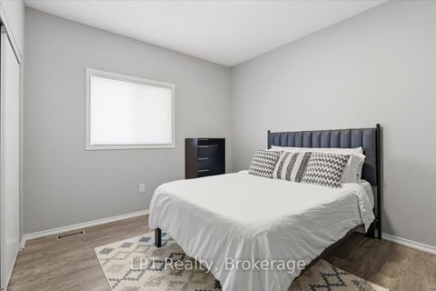 Photo 17 at 71 Laprade Square, Bowmanville, Clarington