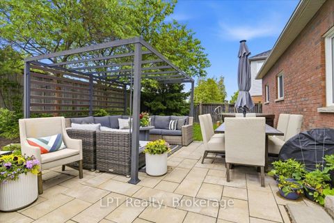Photo 24 at 71 Laprade Square, Bowmanville, Clarington