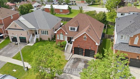 Photo 26 at 71 Laprade Square, Bowmanville, Clarington