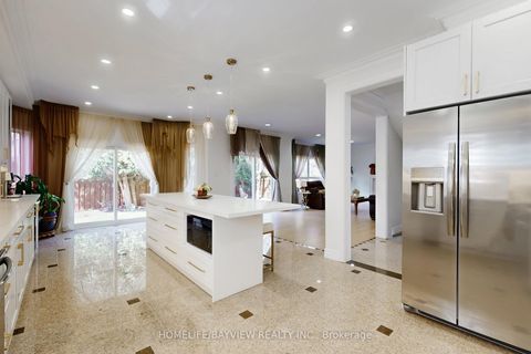 Photo 7 at 18 Marinucci Court, Mill Pond, Richmond Hill