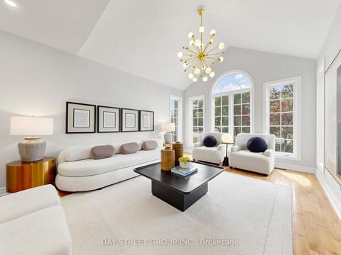 Photo 1 at 98 Brookeview Drive, Aurora Highlands, Aurora