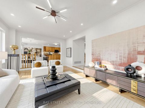 Photo 8 at 98 Brookeview Drive, Aurora Highlands, Aurora