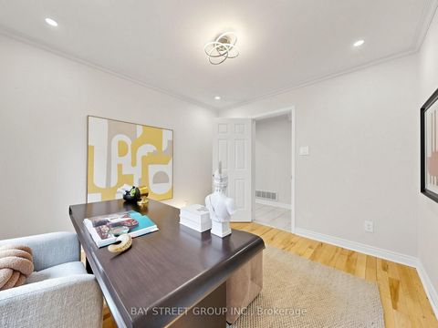 Photo 17 at 98 Brookeview Drive, Aurora Highlands, Aurora