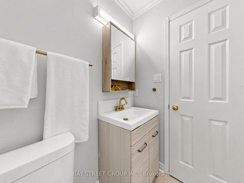 Photo 18 at 98 Brookeview Drive, Aurora Highlands, Aurora