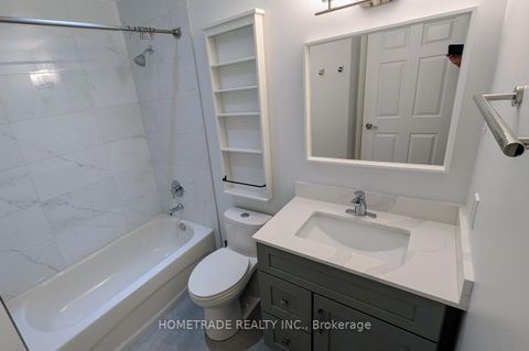 Photo 10 at 115 - 2 Maison Parc Court, Lakeview Estates, Vaughan