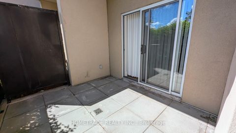 Photo 25 at 115 - 2 Maison Parc Court, Lakeview Estates, Vaughan