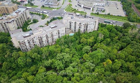 Photo 32 at 115 - 2 Maison Parc Court, Lakeview Estates, Vaughan