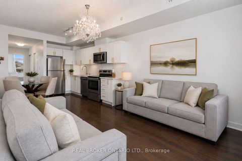 Photo 2 at 21 - 630 Rogers Road, Eglinton West, Toronto