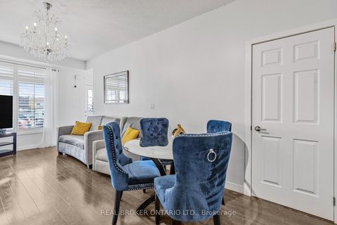 Photo 15 at 21 - 630 Rogers Road, Eglinton West, Toronto