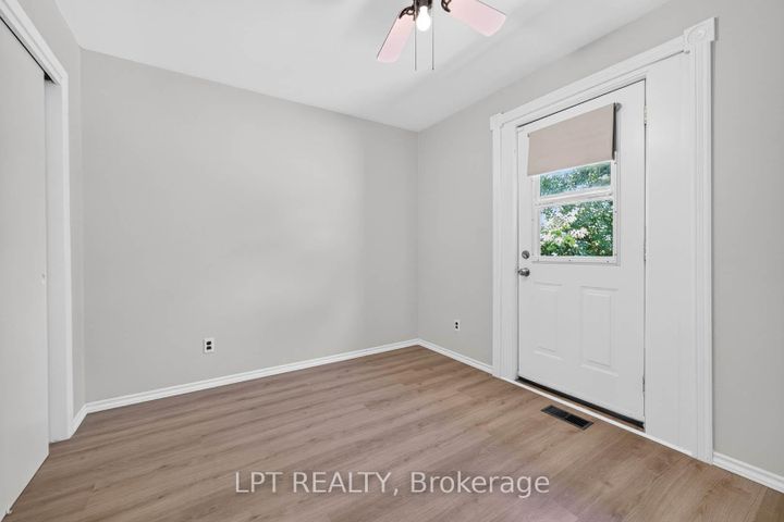 Photo 16 at 340 Fairlawn Street, McLaughlin, Oshawa