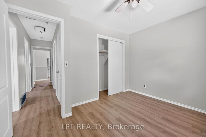 Photo 17 at 340 Fairlawn Street, McLaughlin, Oshawa