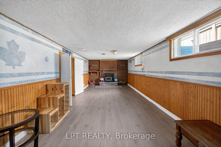 Photo 26 at 340 Fairlawn Street, McLaughlin, Oshawa