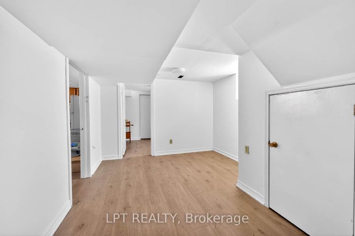 Photo 32 at 340 Fairlawn Street, McLaughlin, Oshawa