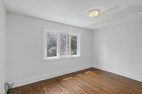 Photo 15 at 122 Ascot Avenue, Davenport, Toronto
