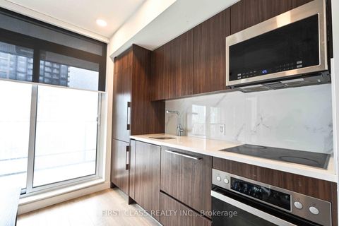 Photo 4 at 3907 - 38 Widmer Street, Waterfront Communities C1, Toronto