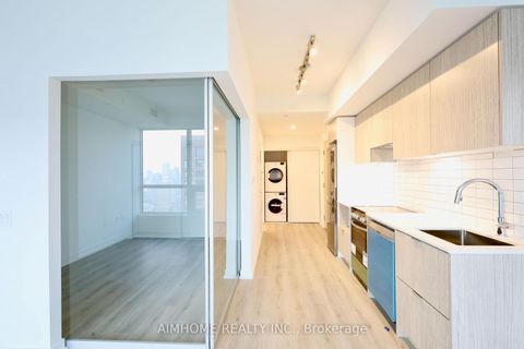 Photo 2 at 5011 - 395 Bloor Street E, North St. James Town, Toronto