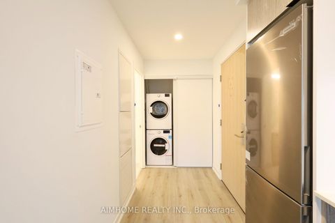 Photo 4 at 5011 - 395 Bloor Street E, North St. James Town, Toronto