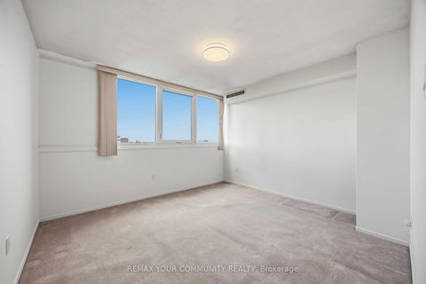 Photo 18 at 801 - 150 Neptune Drive, Lawrence, Toronto