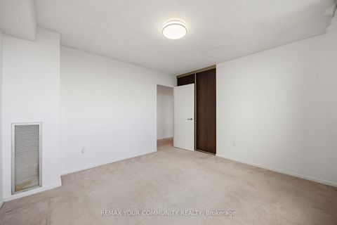 Photo 19 at 801 - 150 Neptune Drive, Lawrence, Toronto