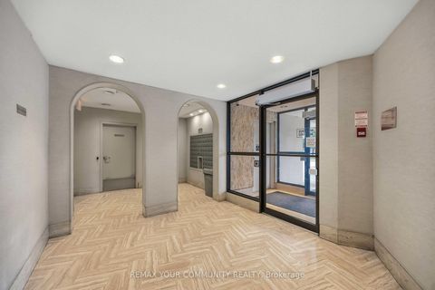 Photo 20 at 801 - 150 Neptune Drive, Lawrence, Toronto