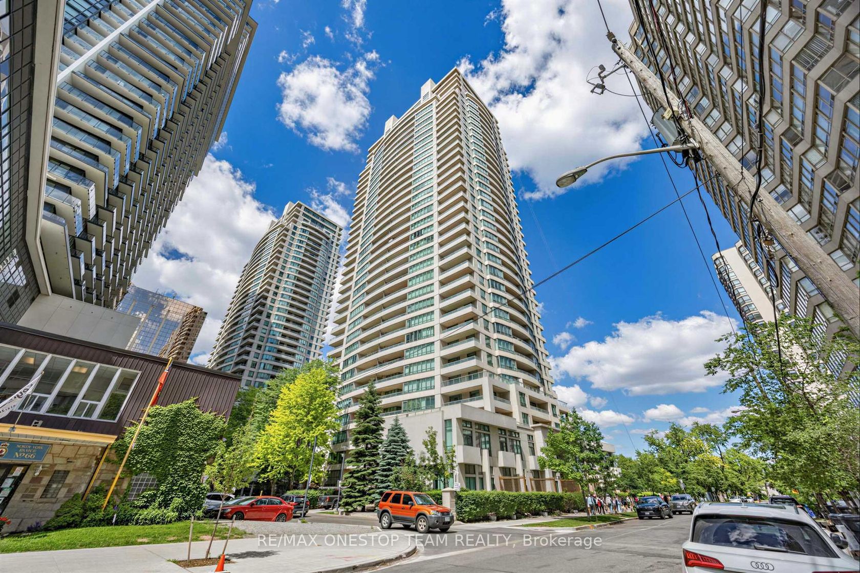 2301 - 18 Spring Garden Avenue, Willowdale East, Toronto photo number 2
