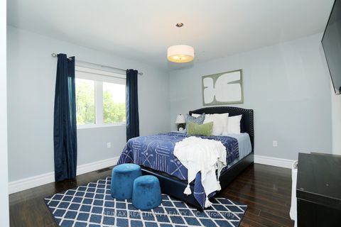 Photo 18 at 49 Hamilton Drive, Leslie Valley, Newmarket