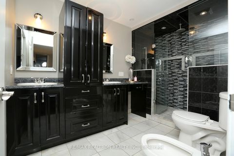 Photo 20 at 49 Hamilton Drive, Leslie Valley, Newmarket