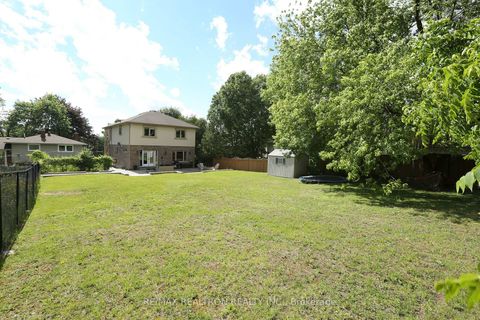 Photo 27 at 49 Hamilton Drive, Leslie Valley, Newmarket