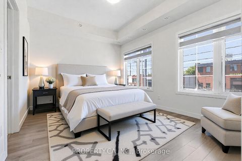 Photo 18 at 7 Forbes Avenue, Eglinton West, Toronto