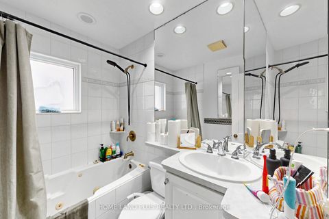 Photo 25 at 521 Hillsdale Avenue E, Mount Pleasant East, Toronto