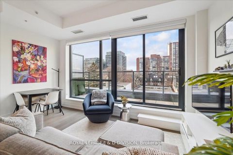 Photo 13 at 405 - 90 Niagara Street, Niagara, Toronto